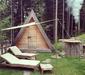 Glamurozno kampiranje po slovensko: v objemu gozdnih vil na Bledu