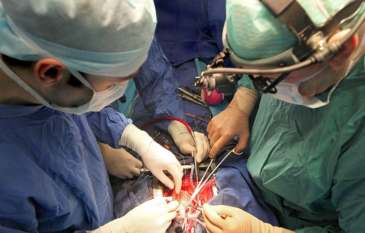 Komisija, ki je preverjala delovanje otroške srčne kirurgije, je naletela na številne sistemske nepravilnosti. Foto: BoBo