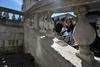 Benetke z oglasnimi panoji na mostu iščejo denar za obnovo Rialta