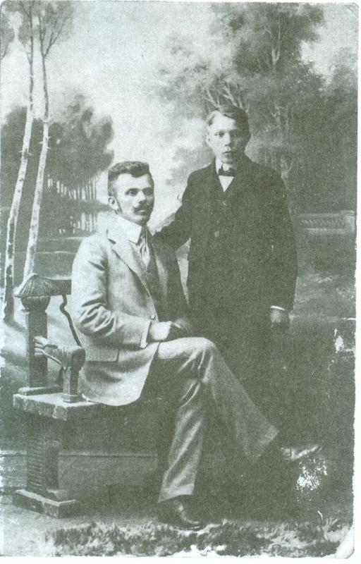Brat Josip in Franjo kot dijak, 1913. Foto: Zasebna zbirka Janko Štampfl,