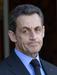 Dedinja L'Oreala ni dala polnih kuvert denarja v Sarkozyjev žep