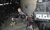 Maribor: Pridržanih 60 ljudi, poškodovanih 6 policistov