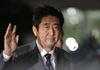 Abe bo reševal gospodarstvo in odnose s Kitajsko