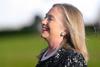 Clintonova ima krvni strdek med možgani in lobanjo