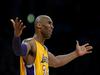Zvezdniki Lakersov so si porazdelili vloge in prekinili negativni niz