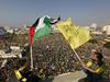 Foto: Stotisoči na 1. zborovanje Fataha v 