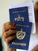 Kubanci gredo s potnimi listi v svet