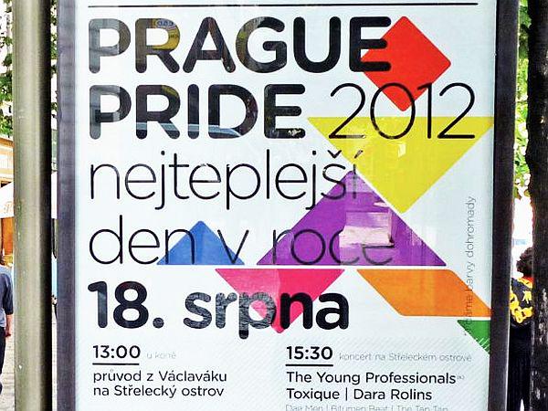 Pred dnevi so na Češkem za najboljši plakat leta razglasili plakat za praški Gay pride. Foto: mam.ihned.cz