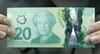Kanadčani na bankovec natisnili norveški javorjev list?