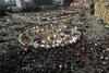 Foto: Egiptovski protestniki na ulicah nadaljujejo revolucije