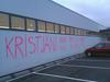 Sovražen grafit kristjanom grozi s klanjem