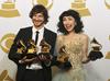 Grammyji 2013: Prevlada razgaljenih nog in Gotyejev večer zbiranja gramofonov