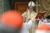 Papež Frančišek ob darovanju prve maše: Cerkev se mora posvetiti evangeliju