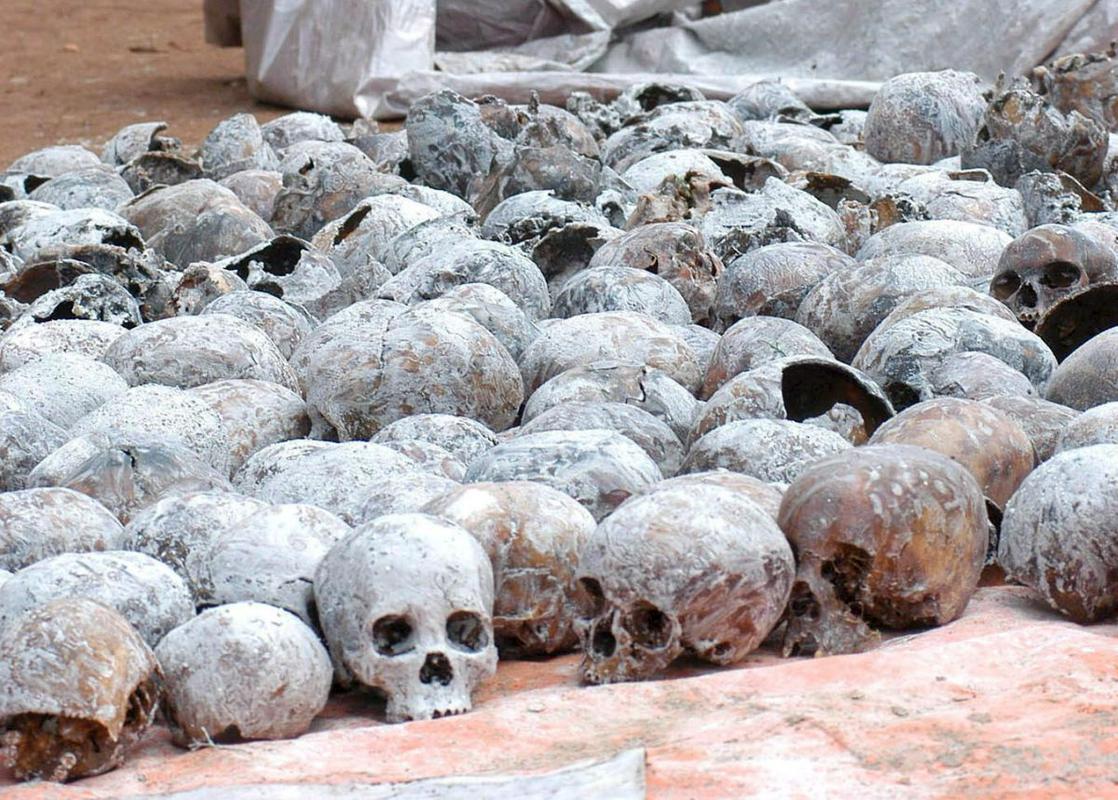 Leta 1994 je bilo v Ruandi v samo stotih dneh ubitih med 500.000 in 800.000 ljudi. Foto: EPA