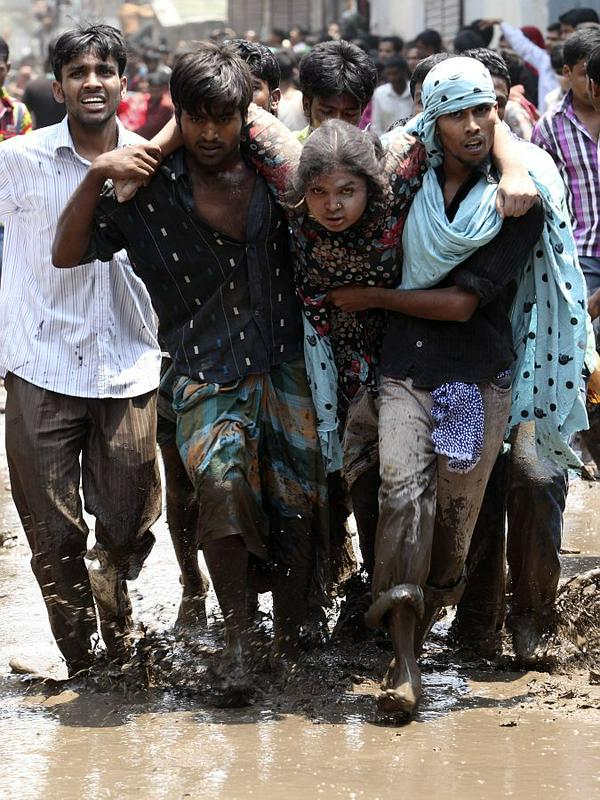 Bangladeš, revno azijsko državo, ujeto v senci Indije, je pretresla nova nesreča. Foto: EPA