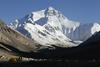 60 let po prvem vzponu na Everest je na gori živahen promet