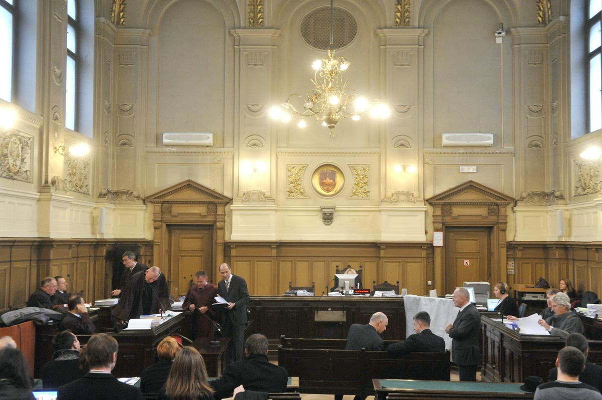 Sojenje v zadevi Patria na ljubljanskem okrajnem sodišču se bliža koncu. Foto: BoBo