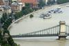 V pričakovanju zgodovinskih poplav Orban svari pred najhujšim