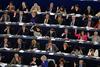Evropski poslanci svarijo zaradi neukrepanja v prebežniški krizi