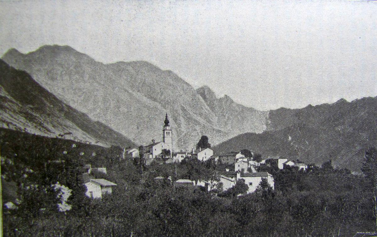 Idilična rezijanska  gorska vasica. V ozadju Kanin. Foto: Arhiv avtorja