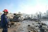 Foto: Eksplozija tovornjaka bombe v Siriji ubila več kot 30 ljudi
