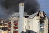Foto: Požar povsem uničil šest stanovanj, škode za milijon evrov