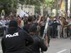 Egipt strožje nad proteste, kaznivo že zakrivanje obraza