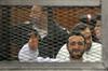 Trije vodilni egiptovski sekularni aktivisti obsojeni na zaporne kazni