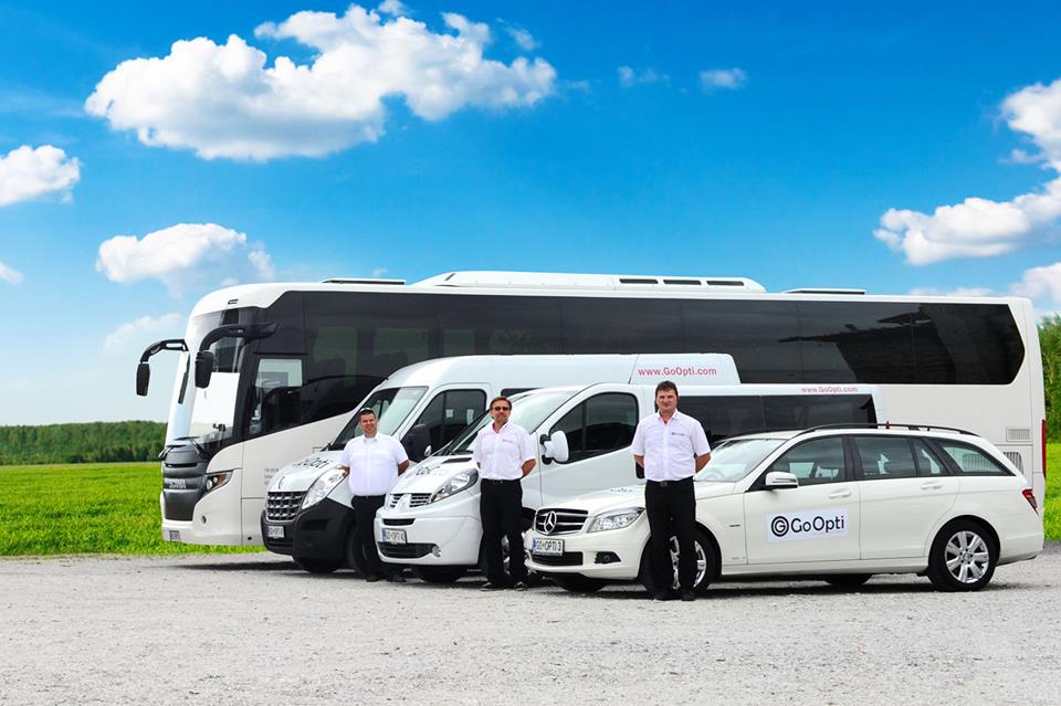 GoOpti has no standard timetable, they adapt to passengers' needs, and chose a vehicle suitable for the number of registered passengers. New web site will allow last-minute booking of transfers, up to two hours before the departure. Foto: Facebook stran GoOpti