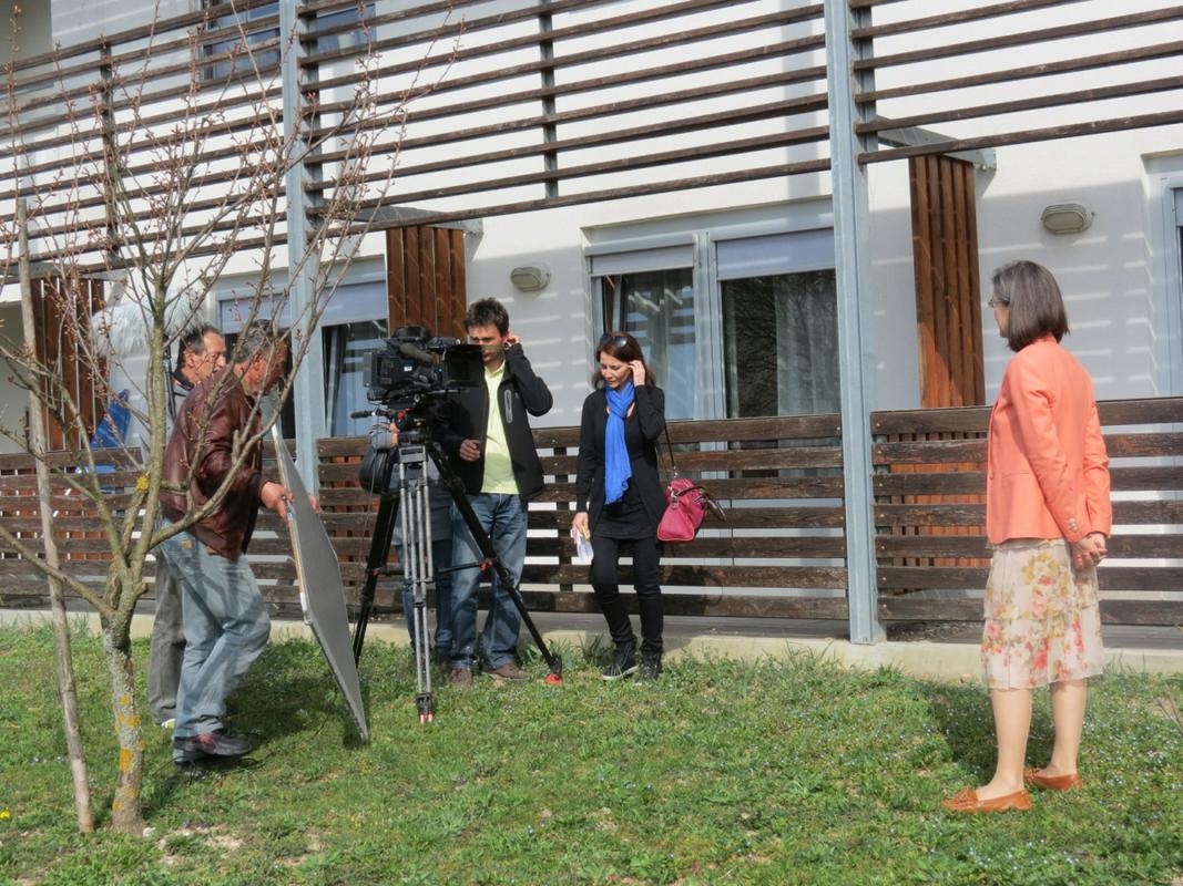 Ekipo smo obiskali na snemanju v domu starejših na Fužinah. Foto: MMC RTV SLO