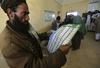 Afganistanci na voliščih premagali talibane
