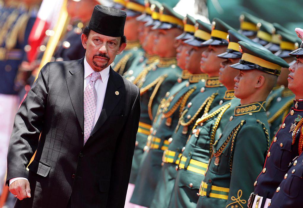 Brunejski sultan uživa med tujimi voditelji še vedno velik ugled. Foto: EPA