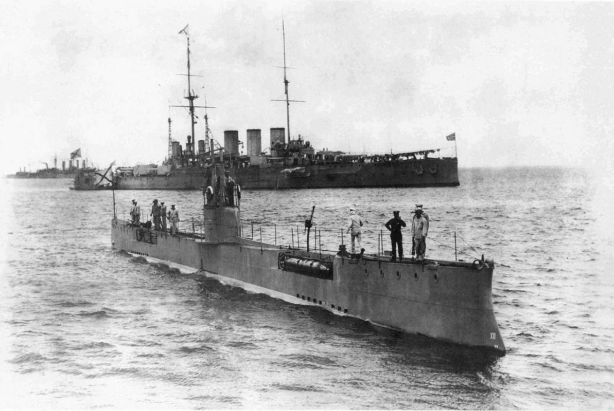 Ruska podmornica Akula je prvič izplula septembra leta 1907, na fotografiji leta 1913. Foto: Wikipedia