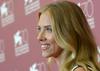 Veselje v Hollywoodu: Scarlett Johansson in Alyssa Milano rodili