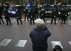 V pričakovanju protestov španska vlada zapravlja za protiizgredno opremo