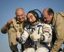Ruska kozmonavta in ameriški astronavt po pol leta spet na Zemlji