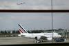 Piloti Air Francea še kar vztrajajo z najdaljšo stavko v 15 letih
