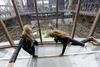 Foto: Osveženi Eifflov stolp - pogled s steklene razgledne ploščadi