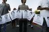 Mehičani od vlade zahtevajo resnico o izginulih študentih