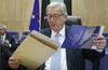 Junckerjeva komisija je zavihala rokave in poprijela za delo