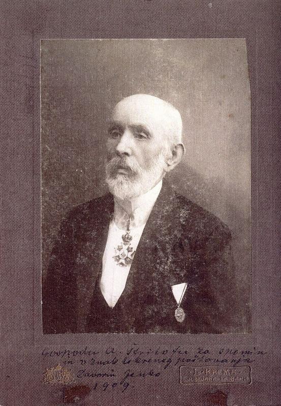 Davorin Jenko leta 1909 fotografiran v ljubljanskem ateljeju Krema.