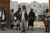 Odstavljeni guverner Adena napoveduje referendum o odcepitvi od Jemna