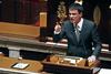 Vallsova vlada dobila podporo za izvedbo reform