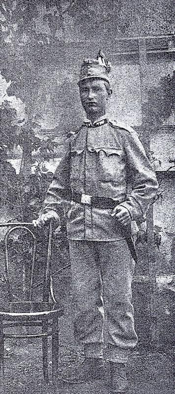 Jožef Lovšin, letnik 1896, desetnik 27. pešpolka. Umrl 22. oktobra 1916 v ribniški bolnišnici. Deveta žrtev med zavodarji. Nekdanjega zavodarja Gabrijela Lukca je 11. decembra 1916 na Tirolskem zasul plaz.