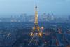 V Parizu prijeli novinarje Al Džazire zaradi brezpilotnega letala