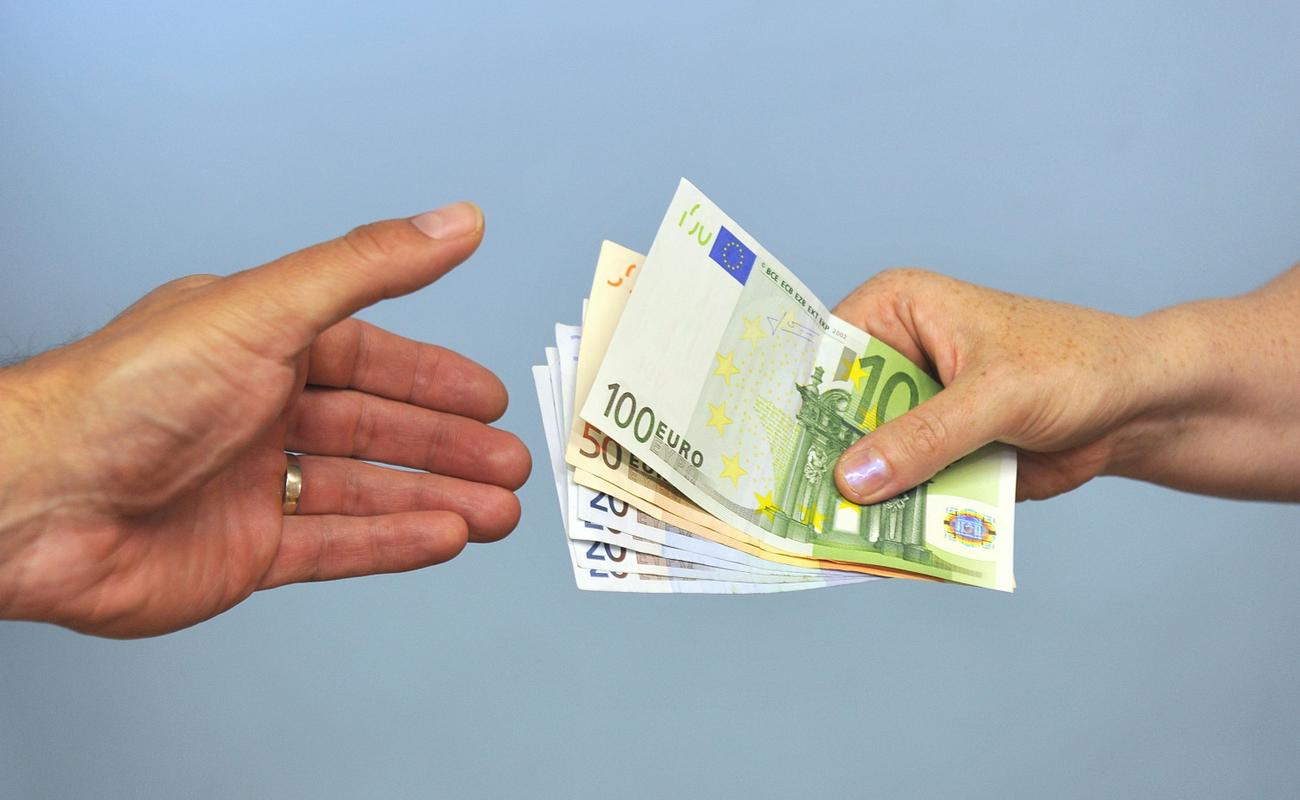 Povprečna ocena Indeksa zaznane korupcije za leto 2022 je v članicah EU-ja 64 točk, povprečje OECD-ja pa 67 točk. Foto: Pixabay