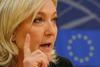Le Penova napoveduje referendum o izstopu Francije iz EU-ja