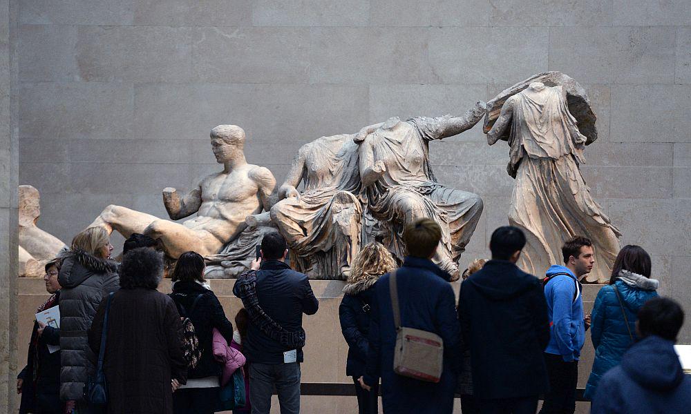 Kipi iz vzhodnega pedimenta Partenona.  Foto: EPA