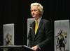 Geert Wilders še naprej izziva s karikaturami Mohameda