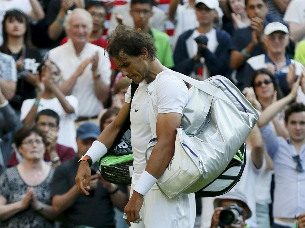 Rafael Nadal se je po eni krizi že prebudil in se iztrelil na vrh. To je bilo leta 2012, ko je dobil Pariz, nato pa na naslednjih treh grand slamih dobil le še en obračun (dva je moral zaradi poškodbe izpustiti). Foto: Reuters